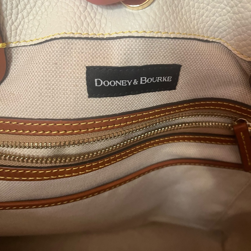 Dooney Bourke Handbag Bag Barlow  Pebbled Taupe Leather 2-Way EUC - Picture 11 of 14